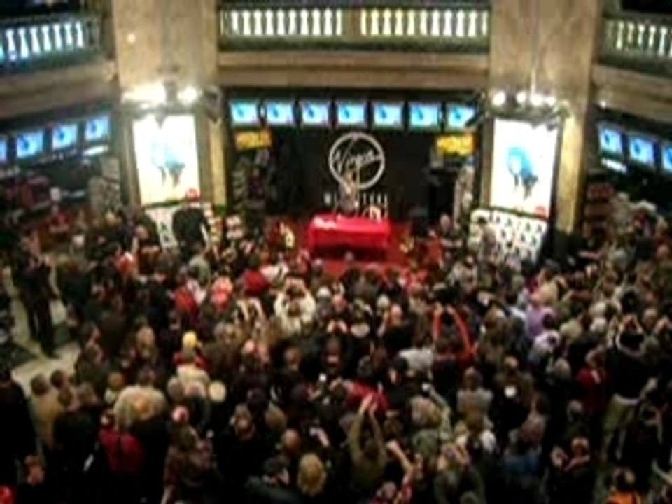 DEDICACE SHEILA AU VIRGIN 30/10/2006