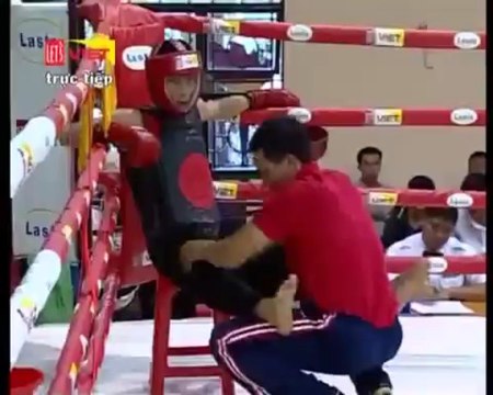 Giải võ cổ truyền - Trận 4: Võ sĩ Phạm Văn Tiến (Bình Thuận) - Võ Duy Thanh (Bình Định)