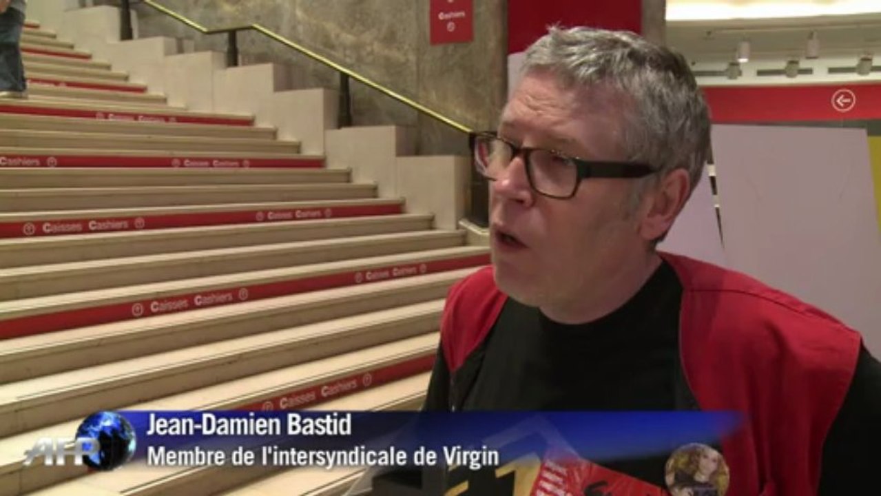 Occupation du Virgin Megastore des Champs-Elysées. Durée 00:37