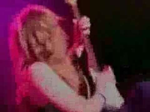 IRON MAIDEN : HALLOWED BE THY NAME LIVE