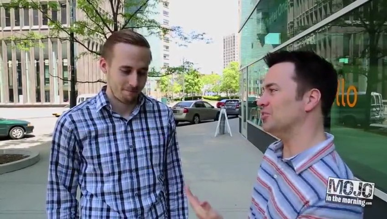 Un gars se fait passer pour Ryan Gosling - Lyin' Gosling