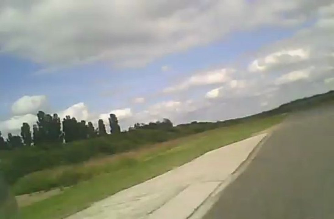 roulage moto , circuit du bourbonnais , 250 RGV fire ball