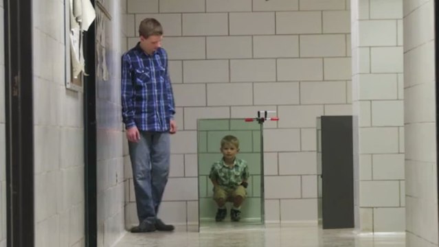 Vitre de camouflage : Optical Cloaking