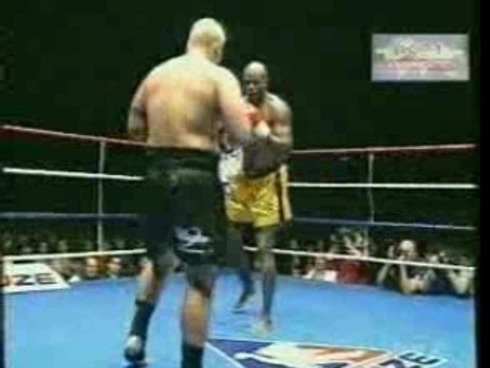 K-1 Melbourne Mark Hunt - Ernesto Hoost