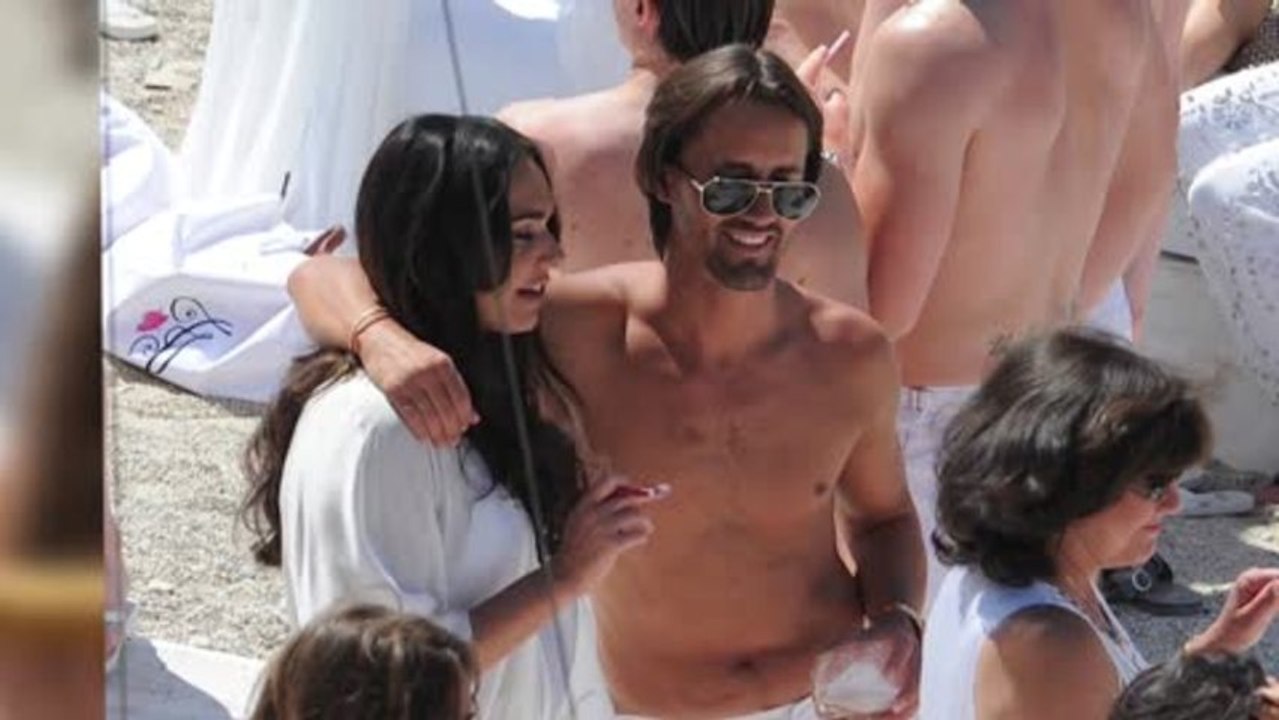 Newly-Wed Tamara Ecclestone and Jay Rutland Smooch at Wedding Beach Party