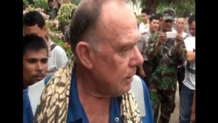 Kidnapped British oil worker released by gunmen