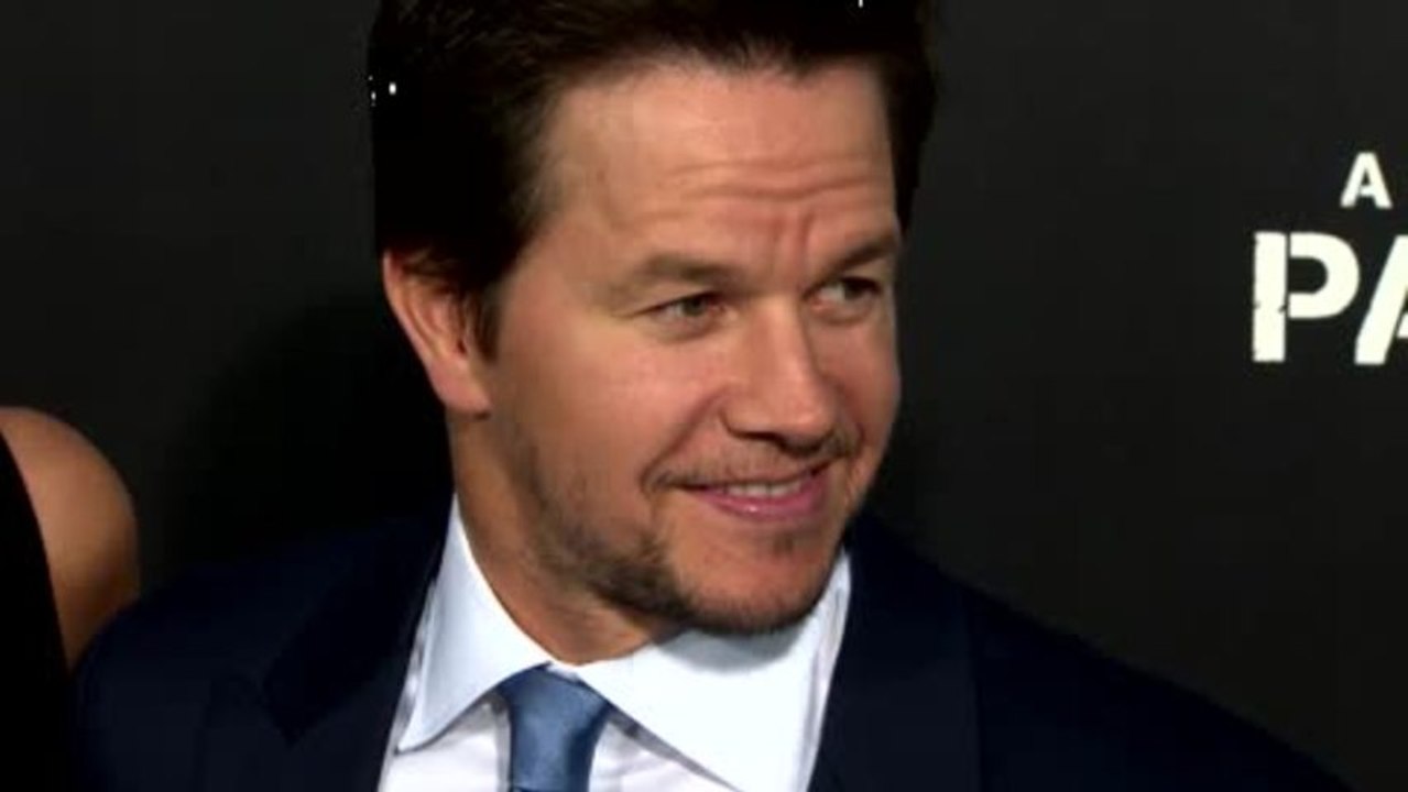Mark Wahlberg Escapes Fire While Filming Transformers 4 in Austin, Texas