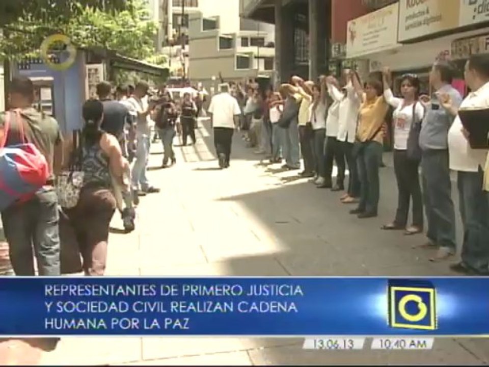 Representantes de Primero Justicia y sociedad civil realizan cadena huamanga por la paz