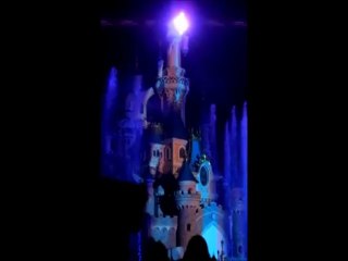 SPECTACLE DES LUMIERES DISNEYLAND PARIS !