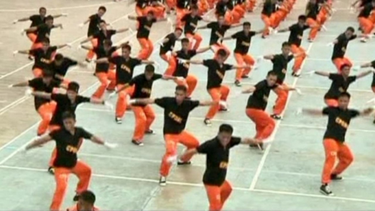 Filipino dancing inmates step onto the silver screen