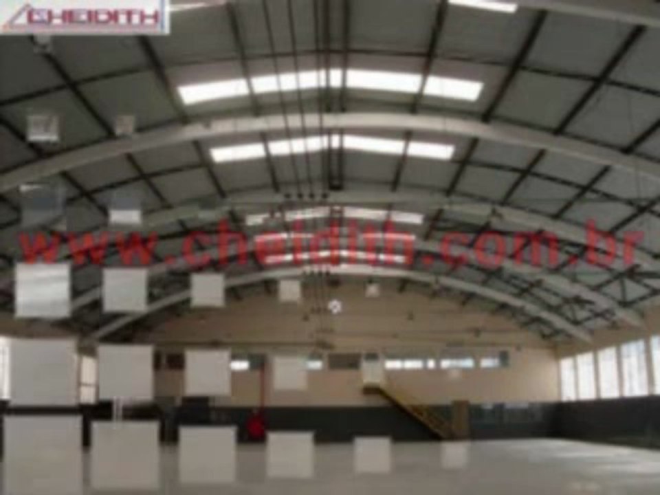 ARMAZÉM NOVO ALUGA COM DOCAS (11-3232.1250)