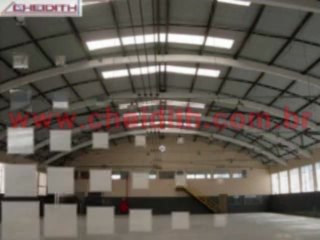 ARMAZÉM NOVO ALUGA COM DOCAS (11-3232.1250)