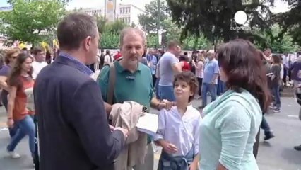 Grecia: "Papá, ¿nunca más volverás a trabajar?