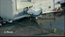 Etats-Unis : un avion s'encastre dans un hangar d'aéroport