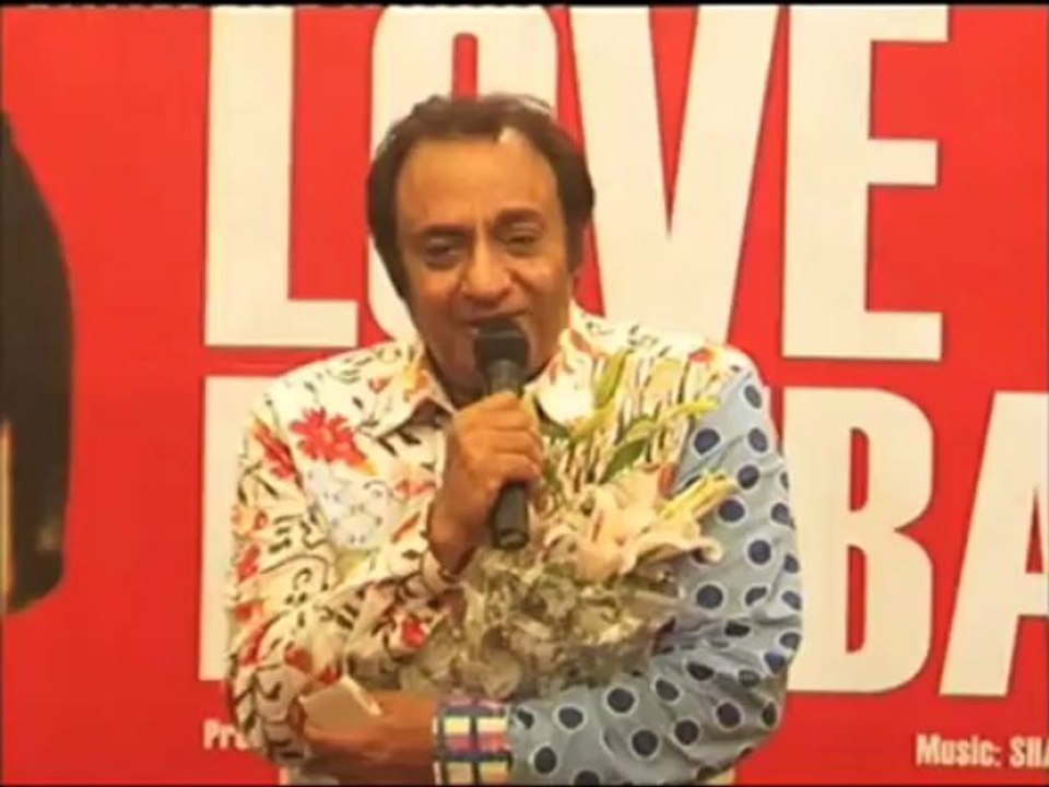 Ranjeet hates premieres