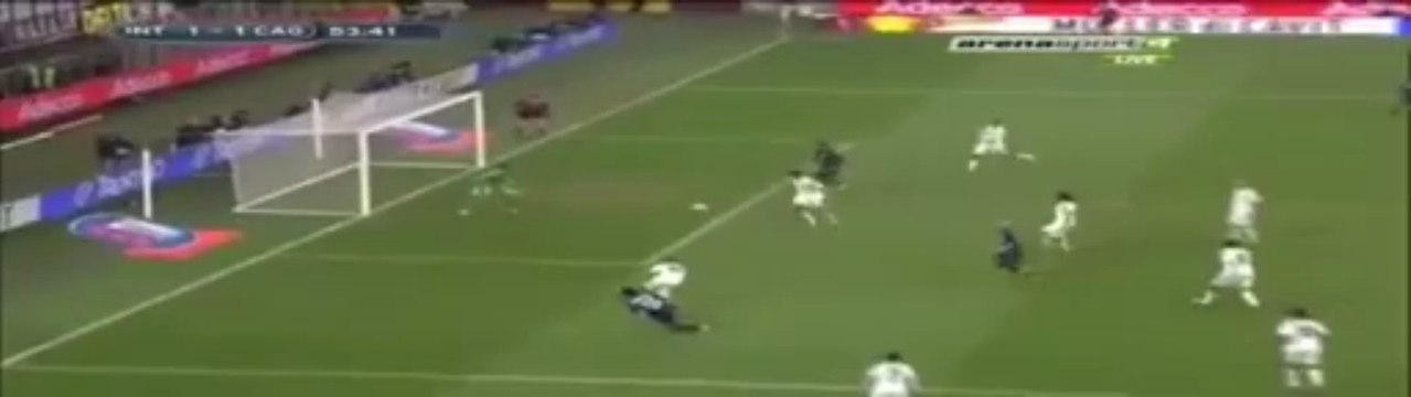 Inter - Cagliari 2-2 -Diego Milito - Worst Miss Of The Season