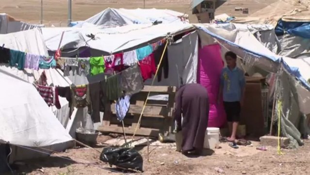 Irak: dans un camp, les enfants syriens travaillent ou étudient