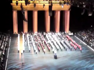 Berlin Tattoo 2012 - Final - YouTube [360p]