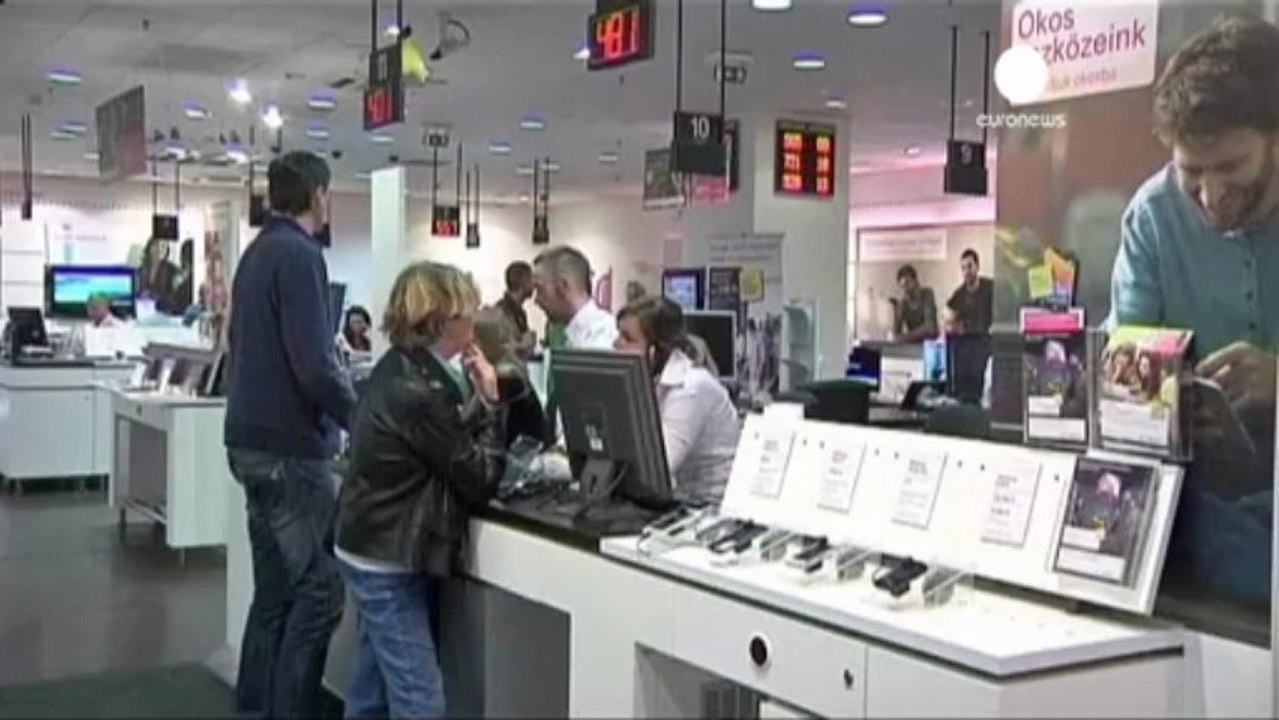 Cellulari, Ue verso l'abolizione dei costi di roaming