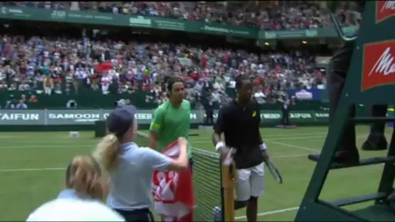 Halle - Haas stoppe Monfils