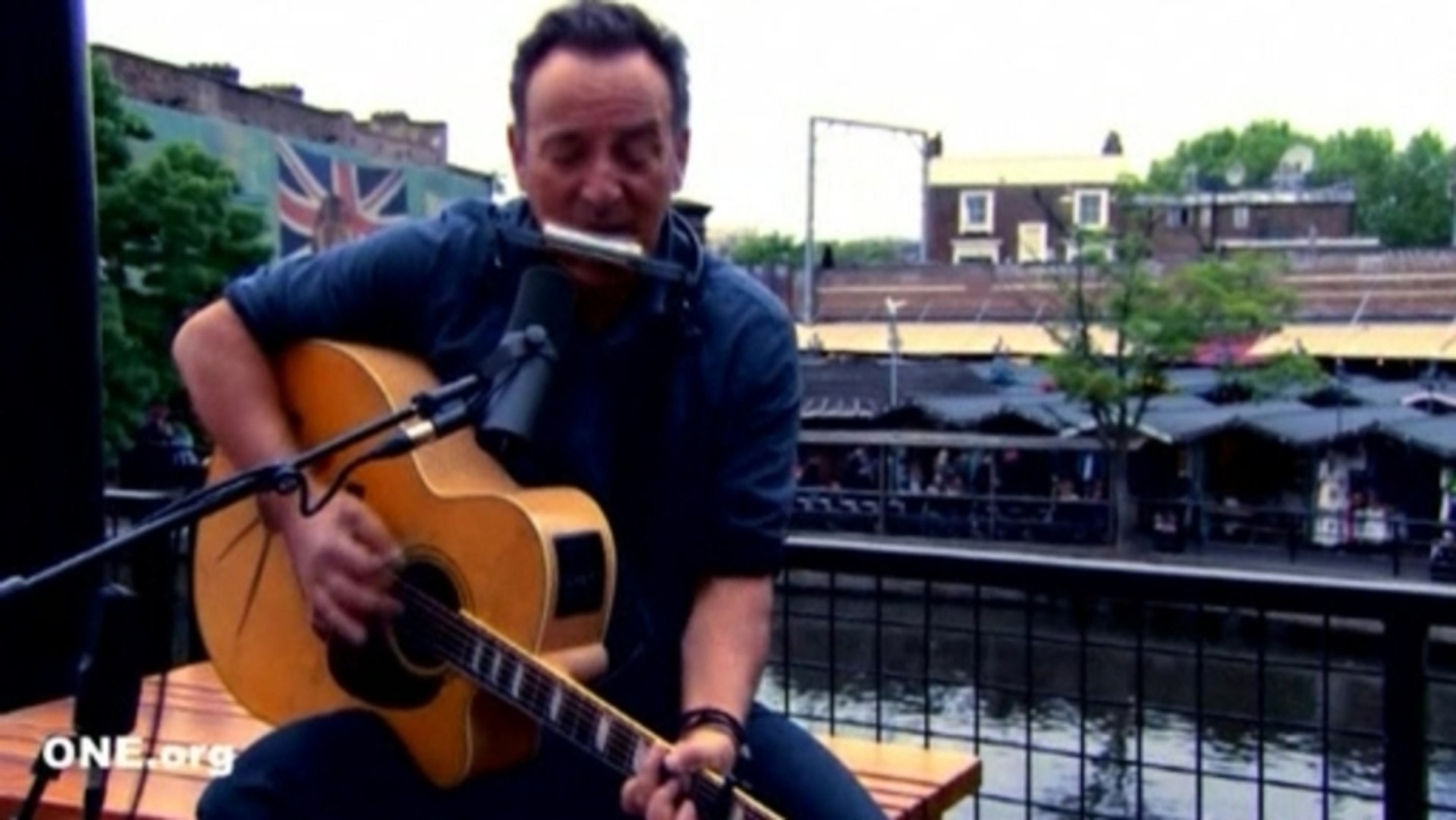 ⁣Springsteen releases acoustic version of protest song