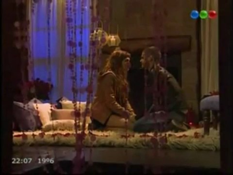 Vecinos en guerra: Gastón Soffritti y Candela Vetrano hacen el amor