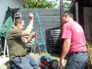 Hand Grasmaaier Gardena 300 afstellen den haag