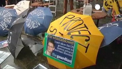 Facebook y Microsoft intentan minimizar el escándalo de...