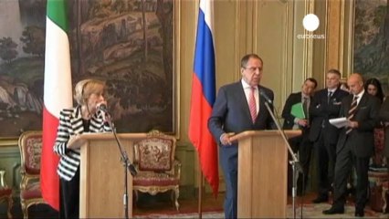 Kerry dice que el uso de armas químicas amenaza la vía...