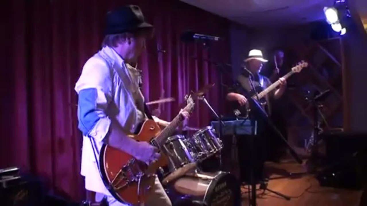 Captain Joe & Joey Welz (Pianist BILL HALEY)   'Hey Joe'