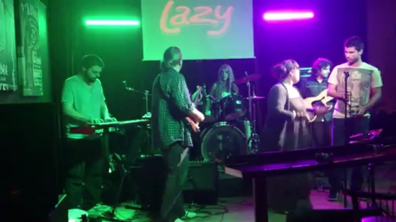 AZ Band - Medley : Hit The Road Jack - Sweet Dreams - Seven Nation Army