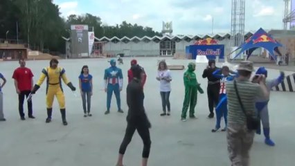 Репетиция Флешмоба супергероев от газеты METRO