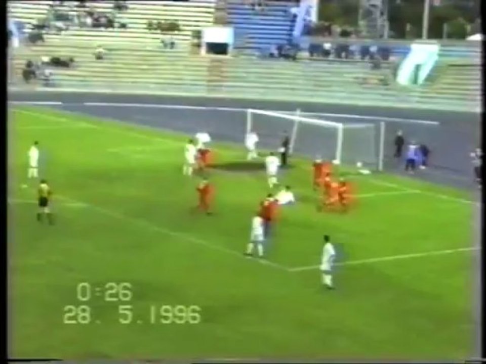 12 тур - Динамо(Ст) - Факел 3-1