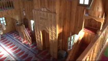 Çivisiz cami 200 yıldır hizmet veriyor