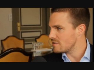 2013.06.11 Stephen Amell @ Interview Kanal5 (Suède)