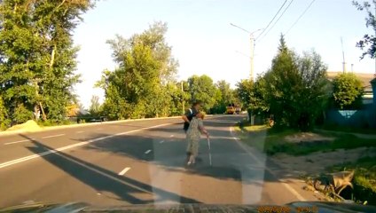 Good Guy Driver Helps Lady Cross Street