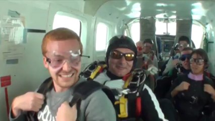 Saut en parachute pour l'anniv de Jimmy