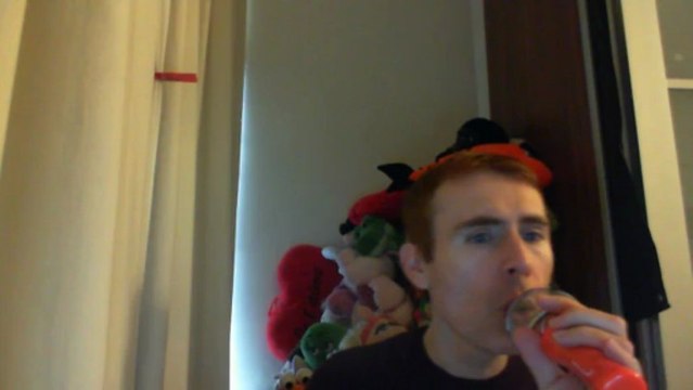 Wiwi égratigne Ophélia de Nolwenn Leroy