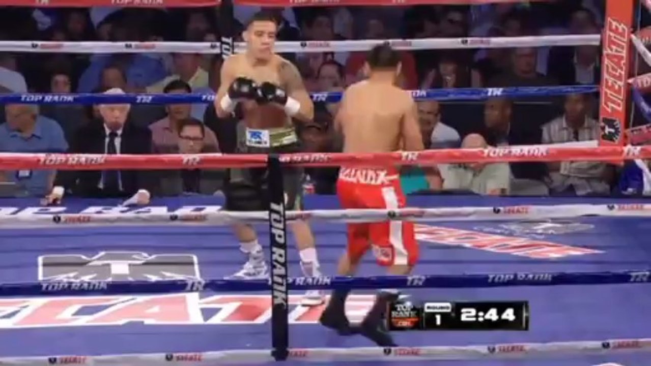 2013-06-15 Oscar Valdez vs Gil Garcia