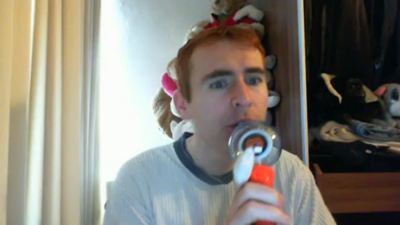 Wiwi égratigne "how ya doin'" de Little Mix & Missy Elliott