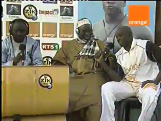 Eumeu Sene Vs  Gris Bordeaux - Lutte