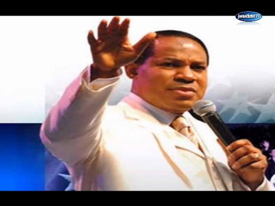 Le "pasteur" CHRIS OYAKHILOME: La masturbation n'est pas un péché?!?!?!?