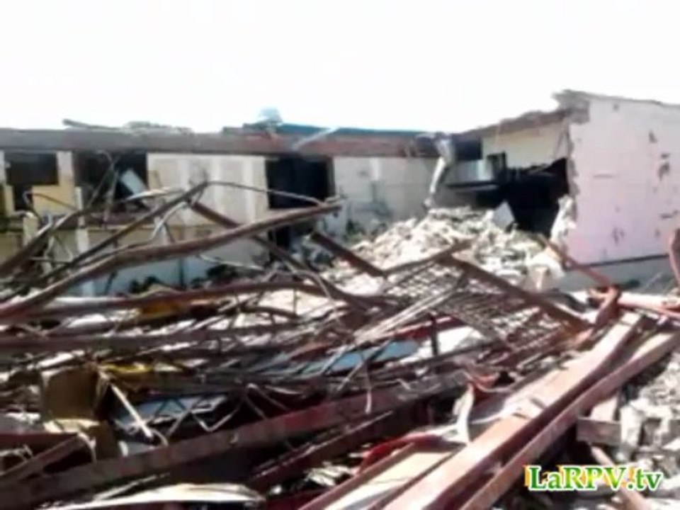 LaRPV 2013 - Destrution du Super C à Sorel-Tracy