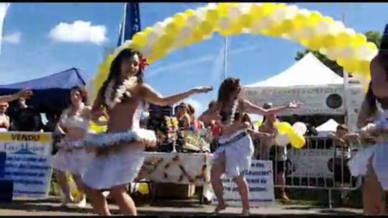 foulées des Laveuses 2013 - le Coudray-Montceaux avec mario et son petit vélo