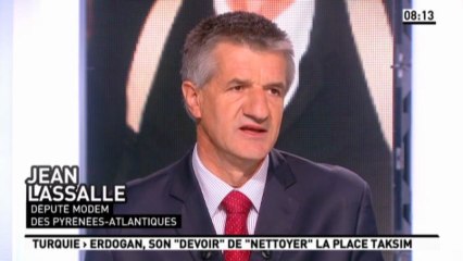 Jean Lassalle, invité de la Matinale sur Canal+ - 170613