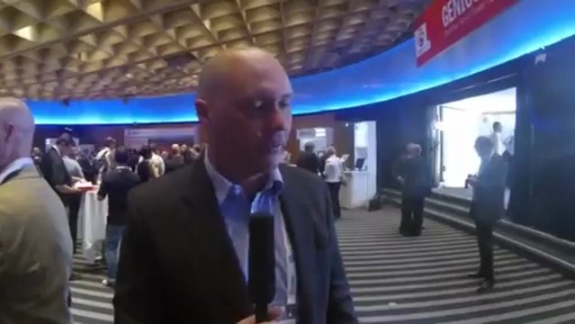 2013 F5 Agility EMEA - Nathan Pearce Walks The Solutions Expo