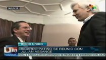 Canciller ecuatoriano visita en Londres a Julian Assange