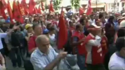 Disk Korteji Taksim'e Yürüyor