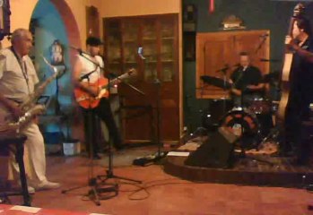 Antonio Cassinello R&R Trío en Noise off festival