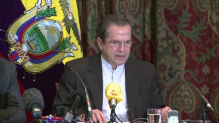 Fundador do WikiLeaks permanece em Londres